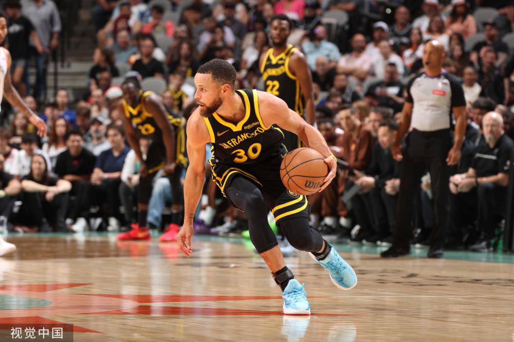 外线防守满 外线防守满