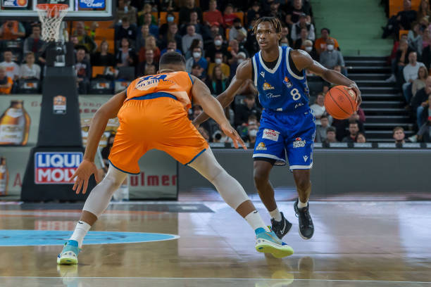 他的存在 他的存在